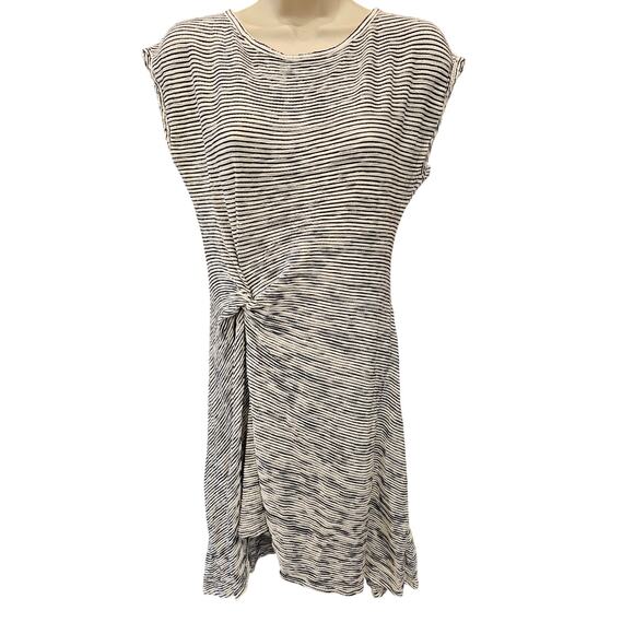 NWT Max Studio side ruched striped black white sundress comfort Seersucker M - Picture 1 of 8